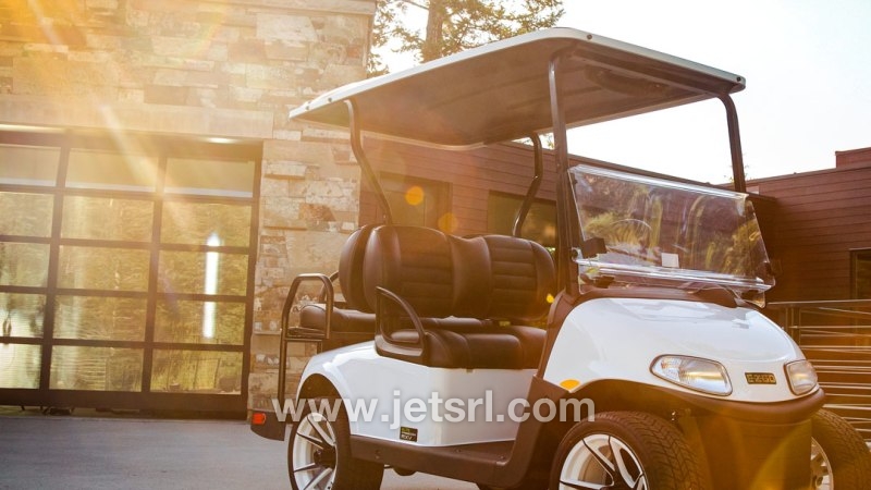E-Z-GO RXV SHUTTLE 2+2 trasporto persone