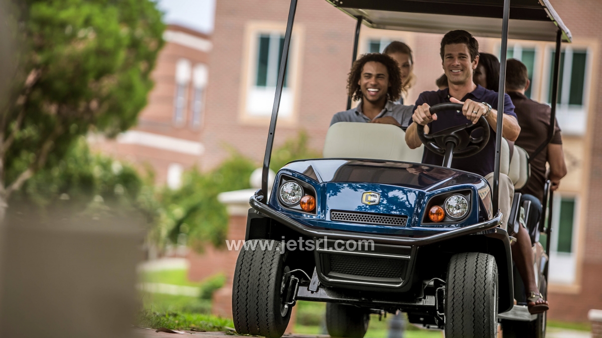 veicolo elettrico Shuttle 8 è l’evoluzione del modello Shuttle 6 per il trasporto di 8 passeggeri